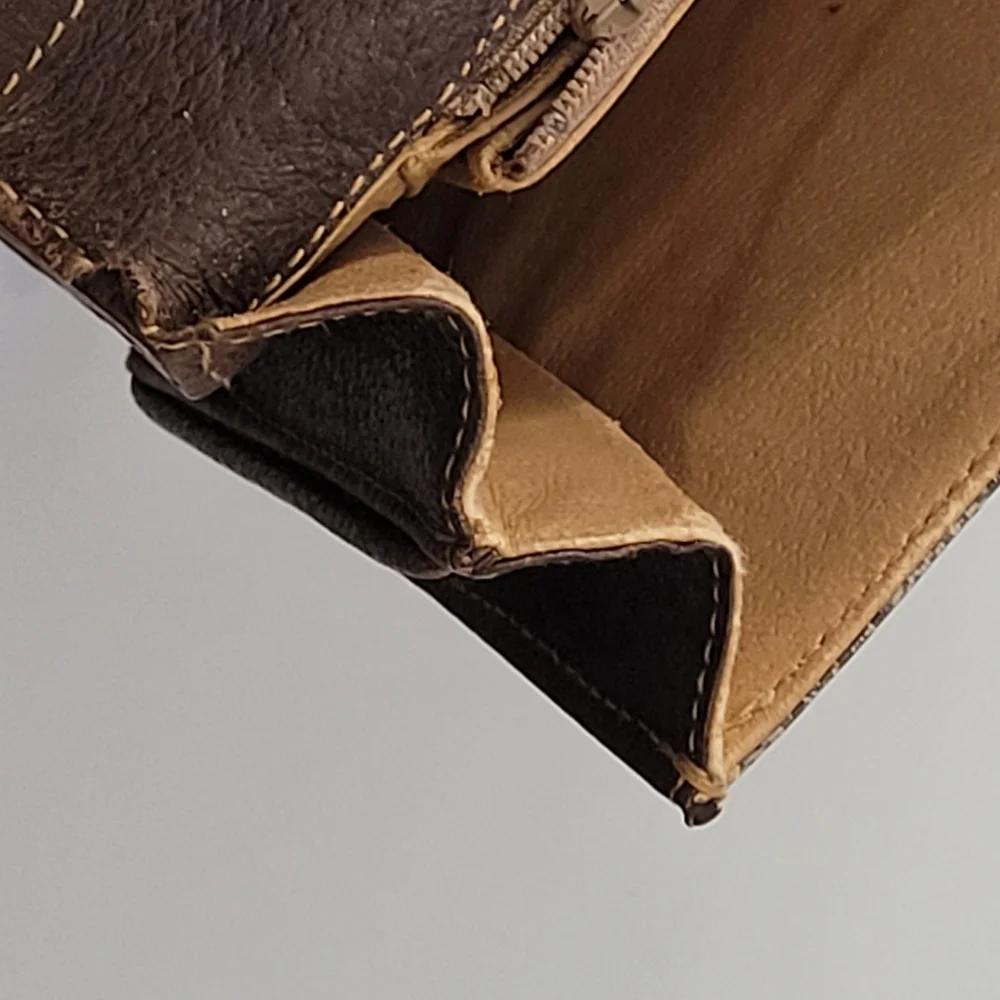 GUCCI Flap Crossbody Clutch GG Monogram Bag Vintage - Picture 9 of 16